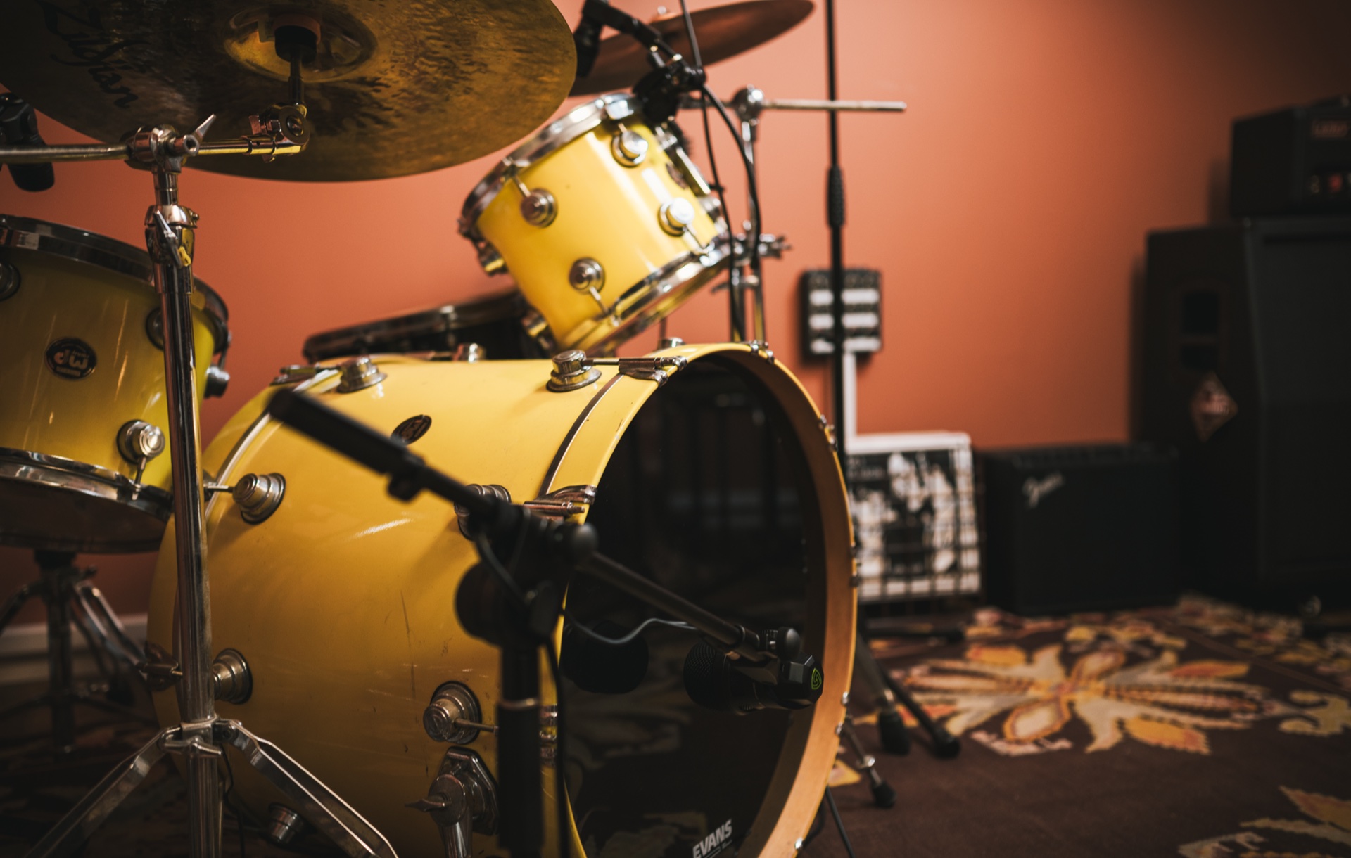 A RIPPLES producer at work in the studio