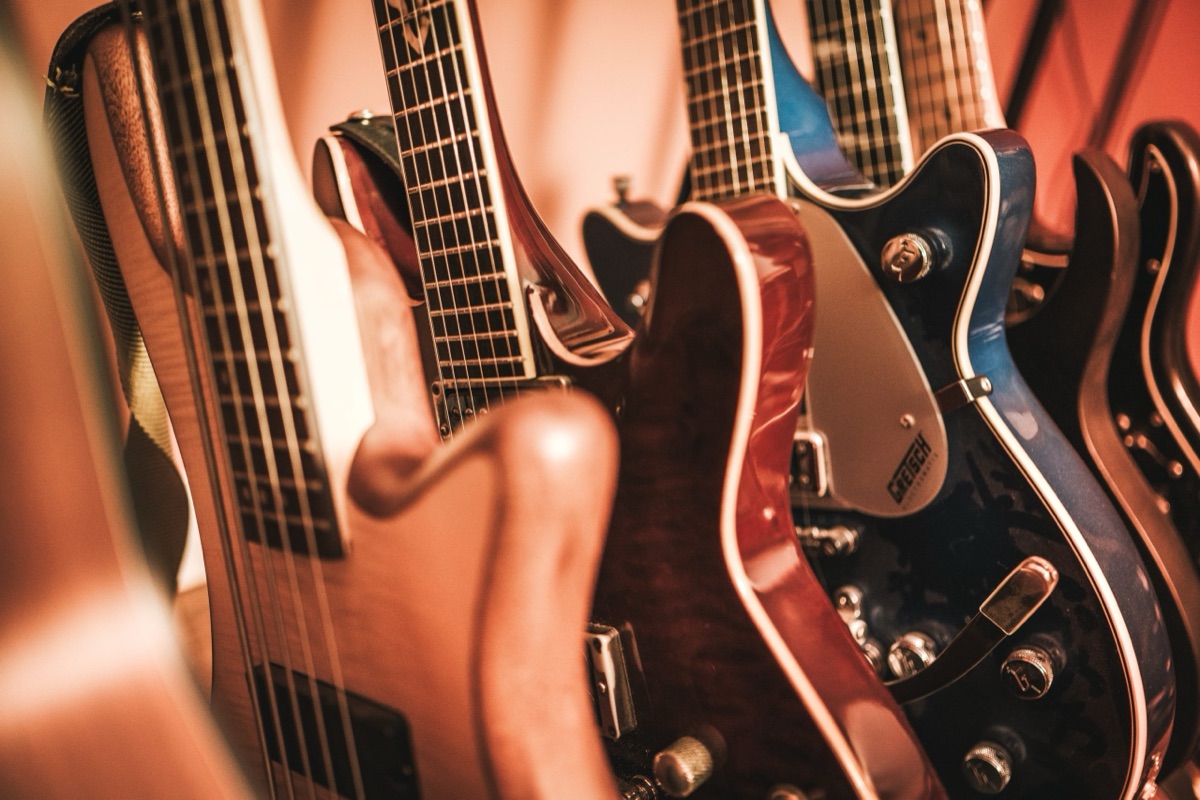 The RIPPLES Studio guitar collection